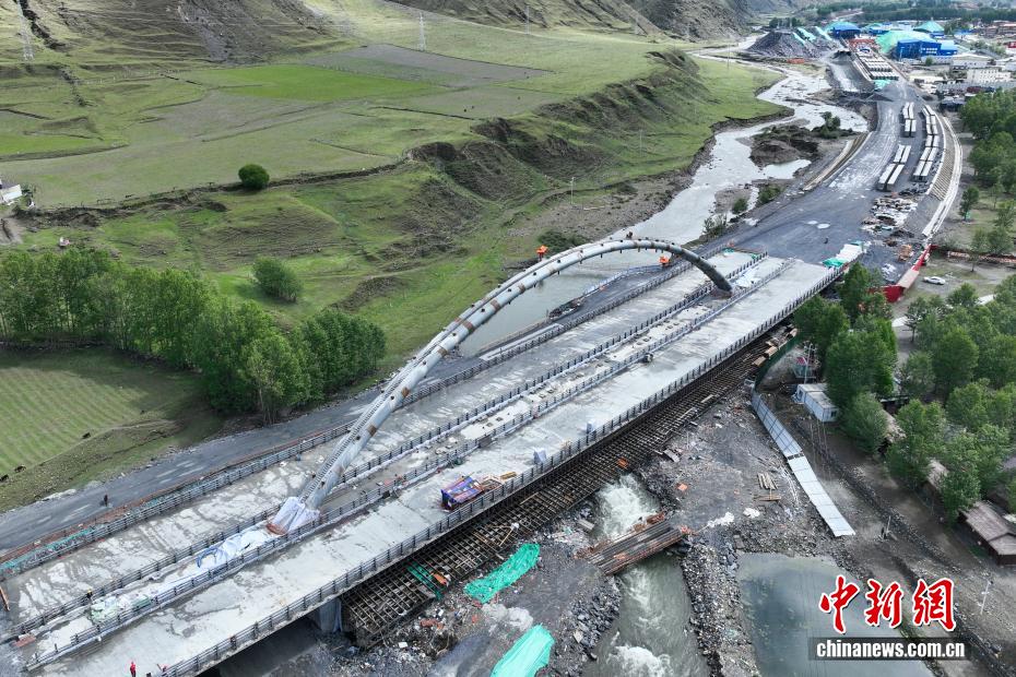雅叶高速康定至新都桥段建设加快推进 - 图4