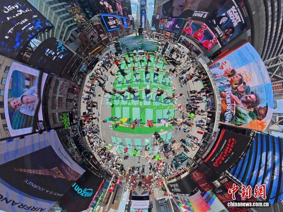 美国亚裔体育健康节在纽约时报广场举行 - 图2