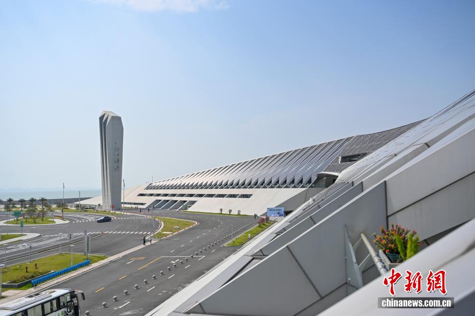 深中通道西人工岛将打造机器人服务智慧酒店 - 图2