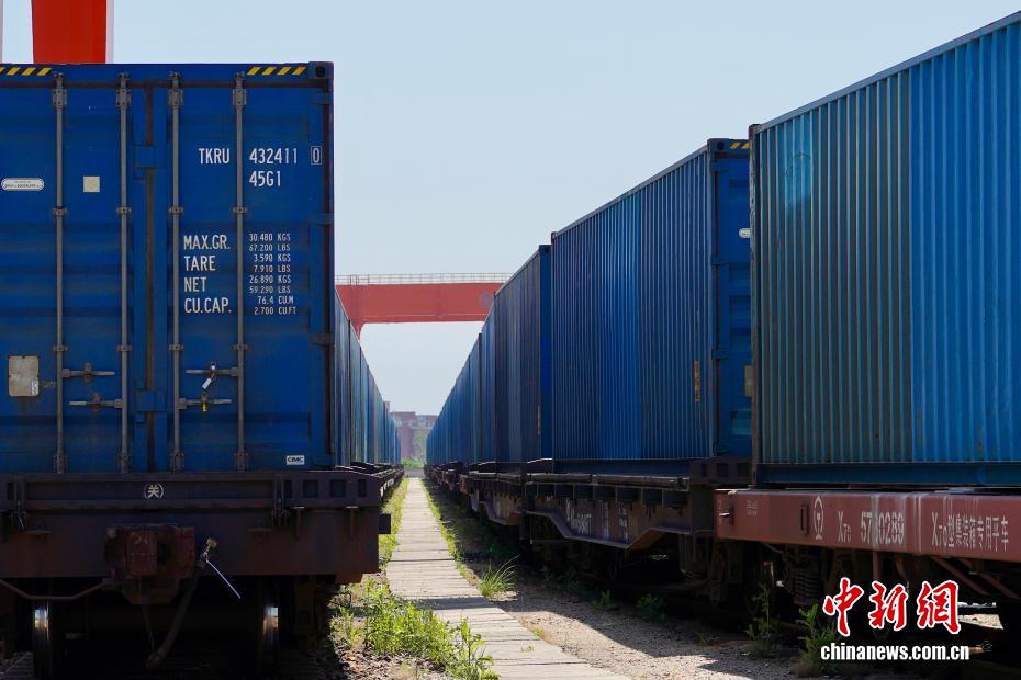 探访浙江义乌铁路口岸：班列畅联 货通全球 - 图4