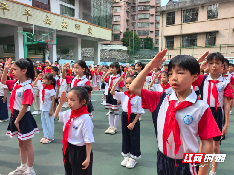 宜章县举行2026年六一儿童节暨入队仪式集中示范活动 - 图2