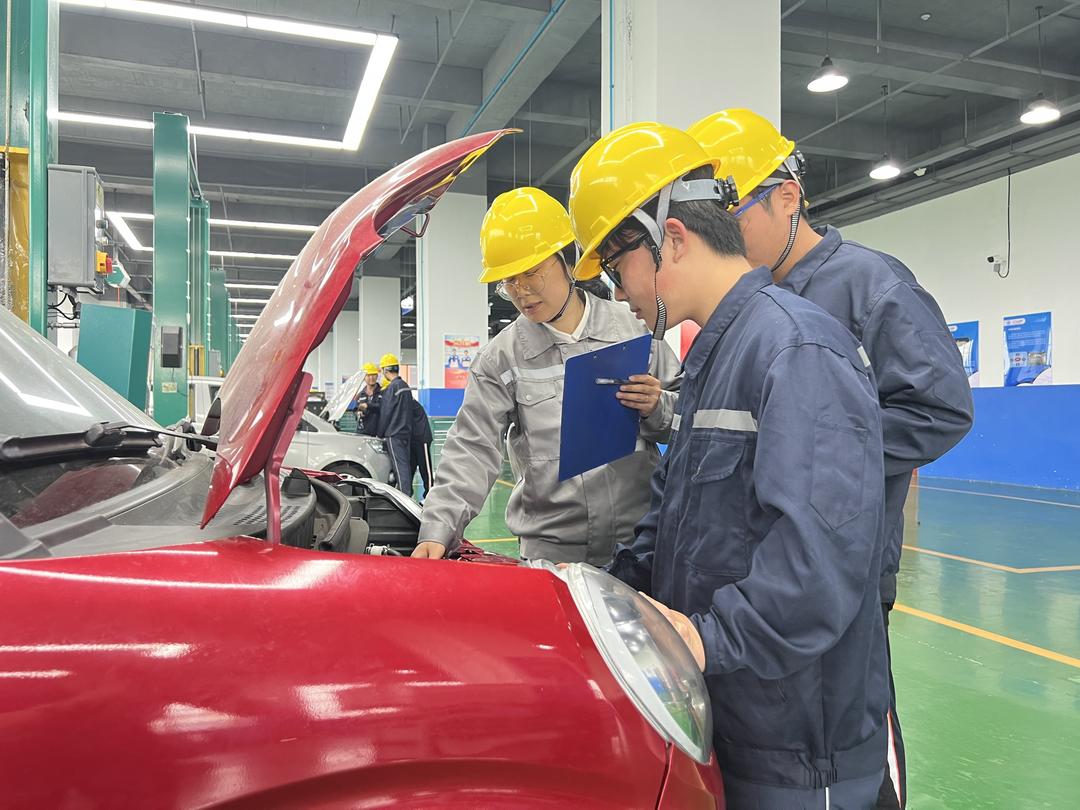 日照市科技中等专业学校以产教融合赋能特色育人 车间即为课堂 生产即是实训 - 图1