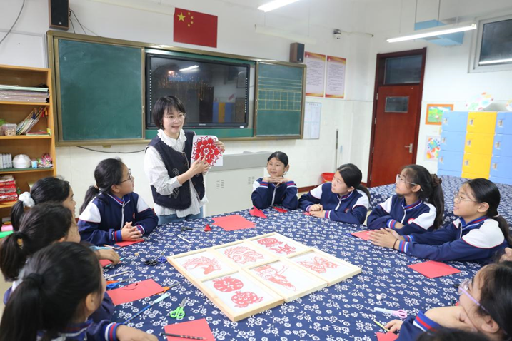 传统文化如何进校园？来看看东港学子的文化时光 - 图3