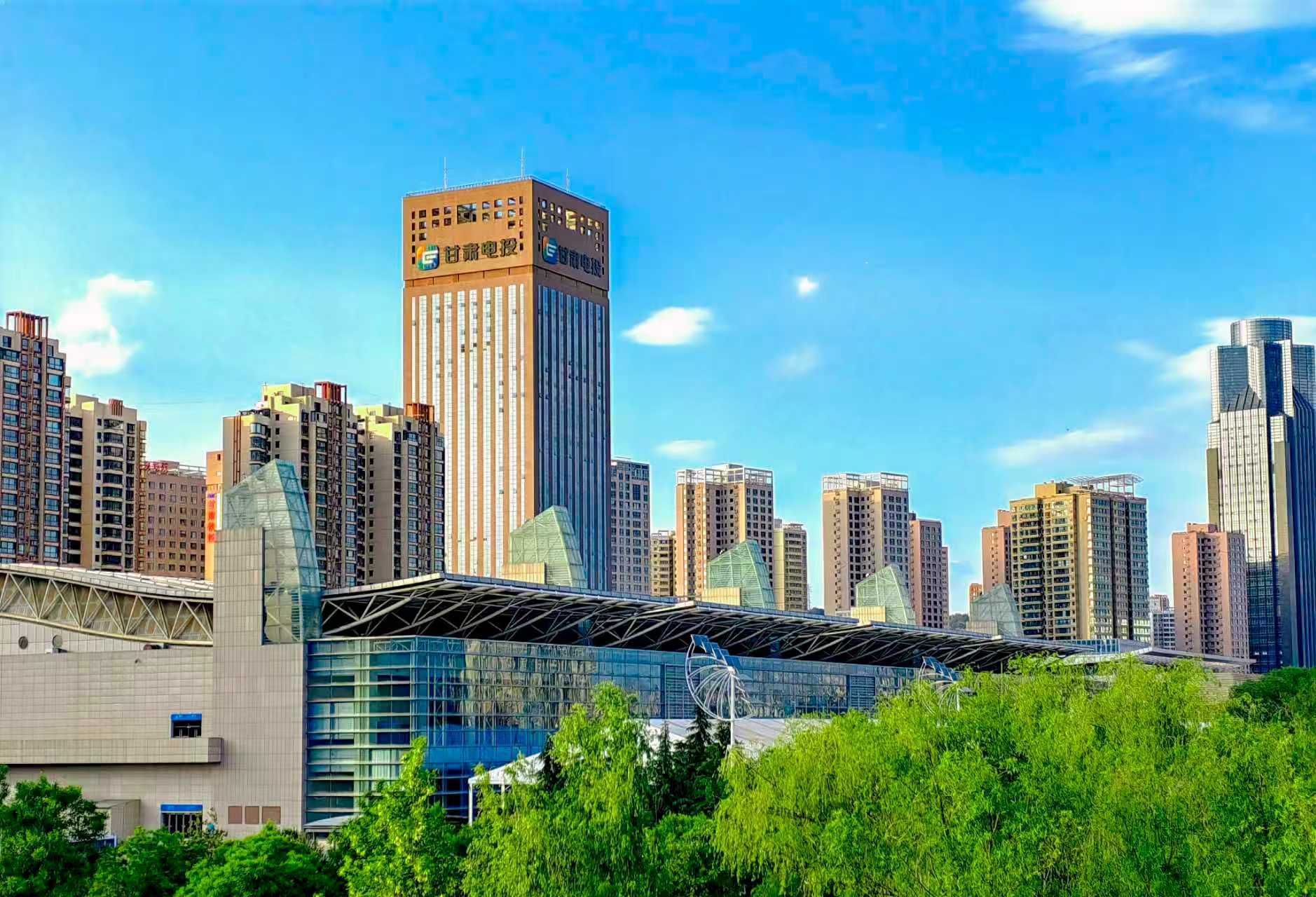 甘肃电投集团绿电聚合模式开创“算电协同”甘肃样板 - 图1