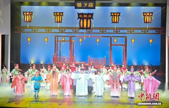 诗韵柳琴戏《燕子楼》江苏新沂试首演 千年风雅唱响彭城 - 图3