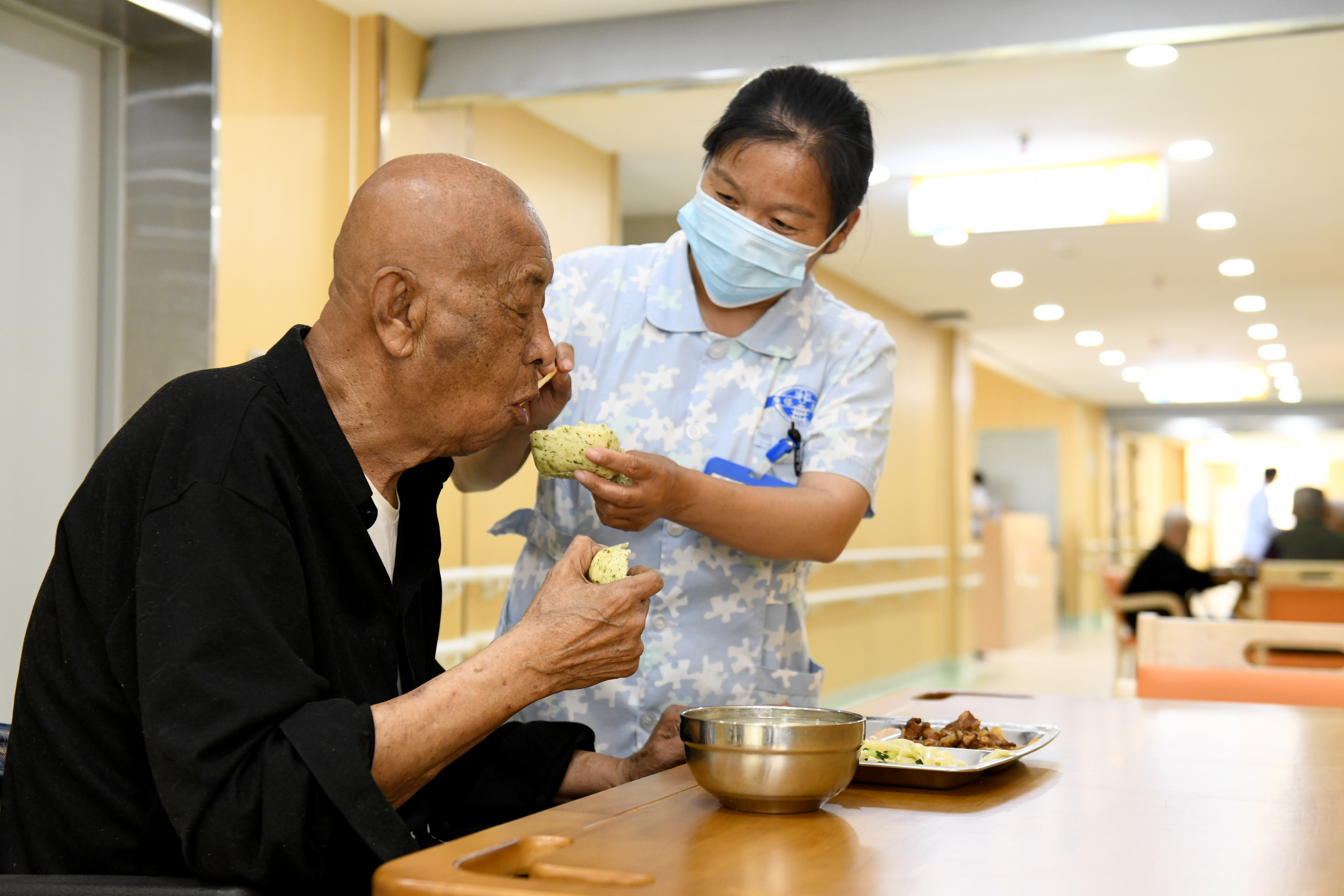 消费新图景｜银发经济解锁品质养老新生活 - 图4