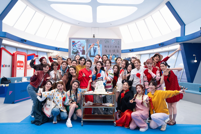 这是最动人的女性力量！《乘风2026》看见女性的滚烫生命力！ - 图5