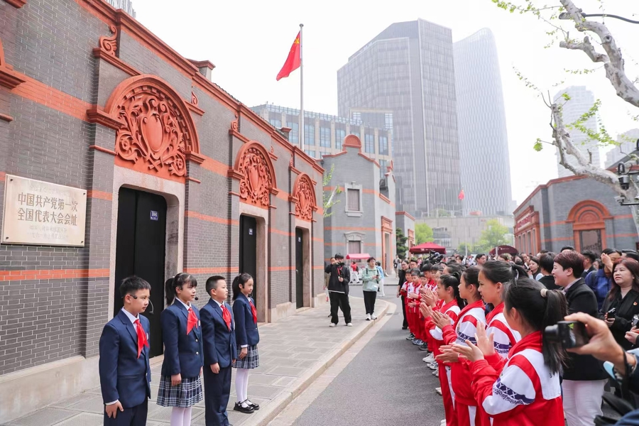 “红喇叭”讲解员收到了习爷爷的回信：最好的儿童节礼物，最珍贵的红色种子 - 图1
