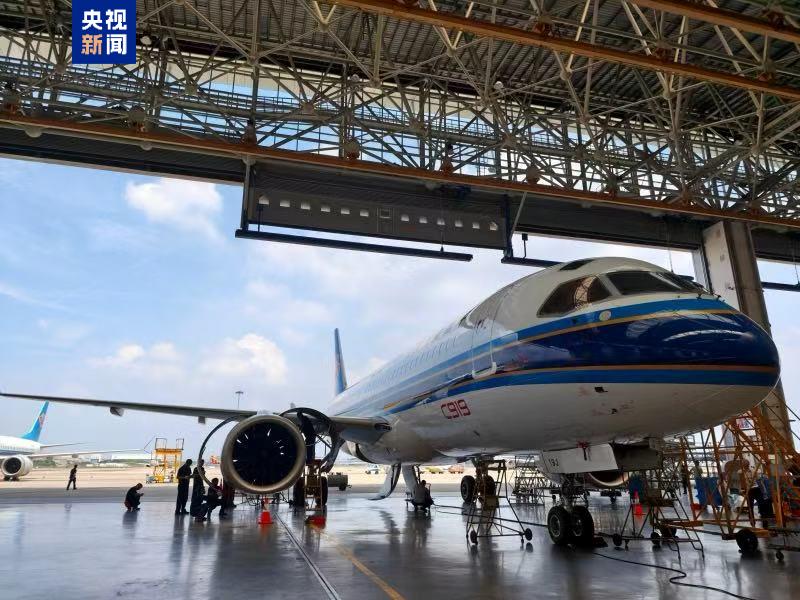 南航C919圆满完成首次深度定检 正式执飞检后首个商业航班 - 图2