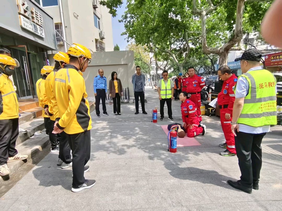 这里给骑手发聘书：今后你们就是“移动急救天团” - 图2