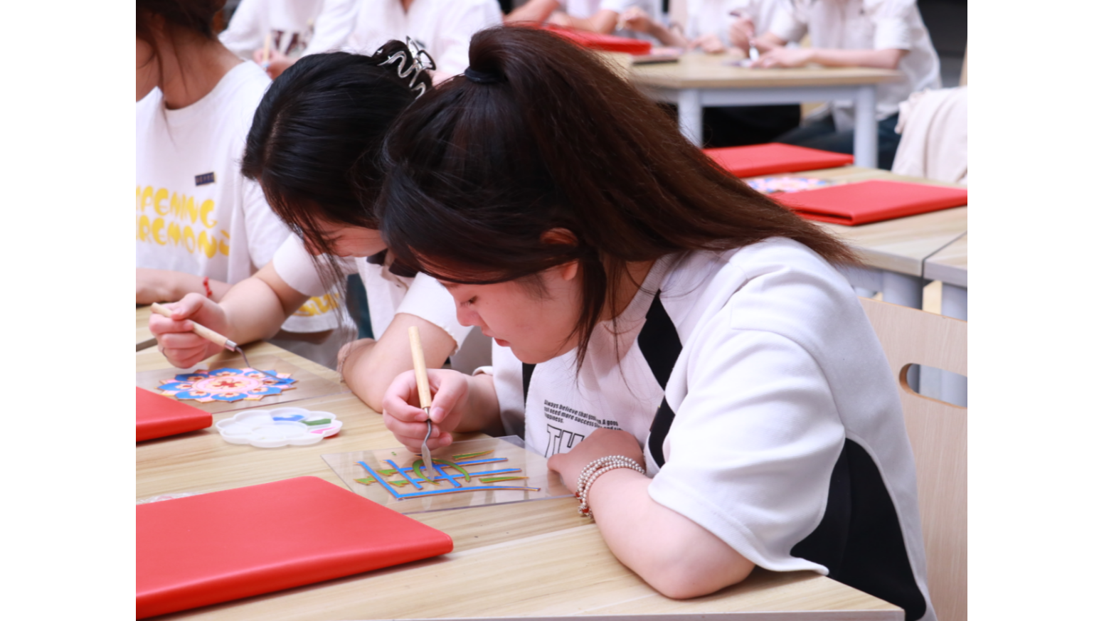 长沙学院：清风润校五载 廉洁育人贯穿教学全过程 - 图1