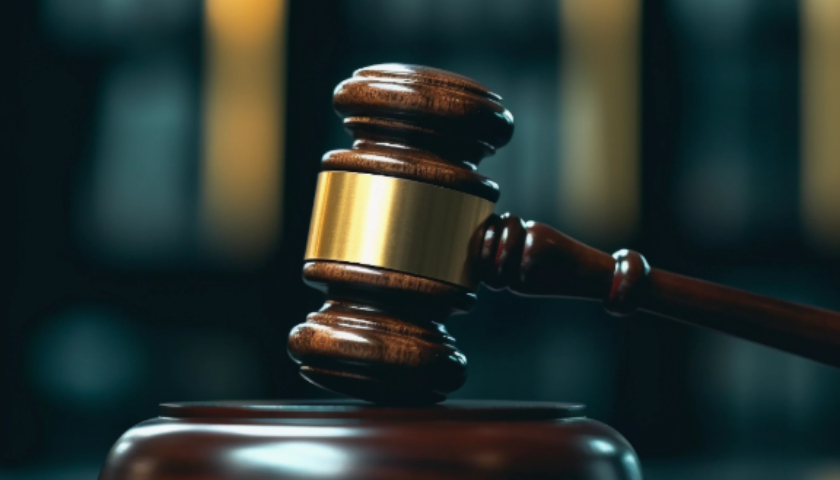 地方新闻精选｜海南26人在国家公园核心区盗伐林木获刑 湖北孝昌通报“超市猪肉被狗舔咬” - 图1