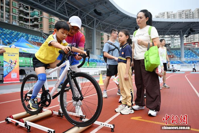 “香港赛马会杯”2026年第十届大湾区青少年体育嘉年华在穗举办 - 图3