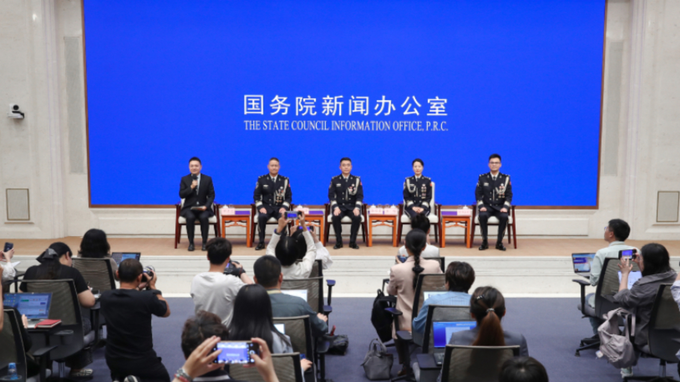 火眼金睛、百步识人，4名移民管理警察代表讲述守卫国门的故事 - 图1