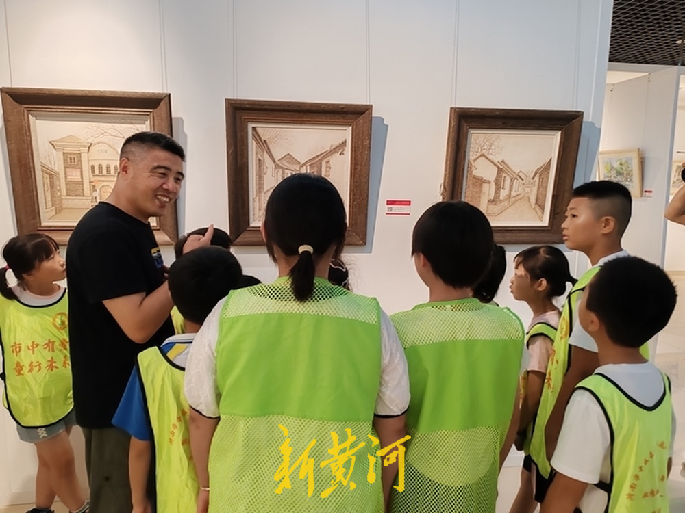 非遗赋能公益，他只想烙出“希望之光”｜看见！2025“泉城非遗人” - 图2