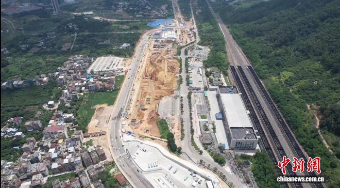 深汕高速铁路惠州南站临时交通疏解道路正式通车 - 图1