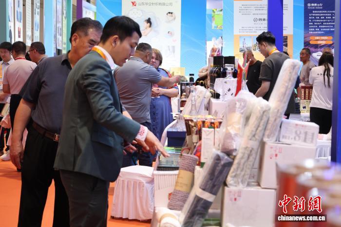第十届中华老字号（山东）博览会在济南开幕 - 图1