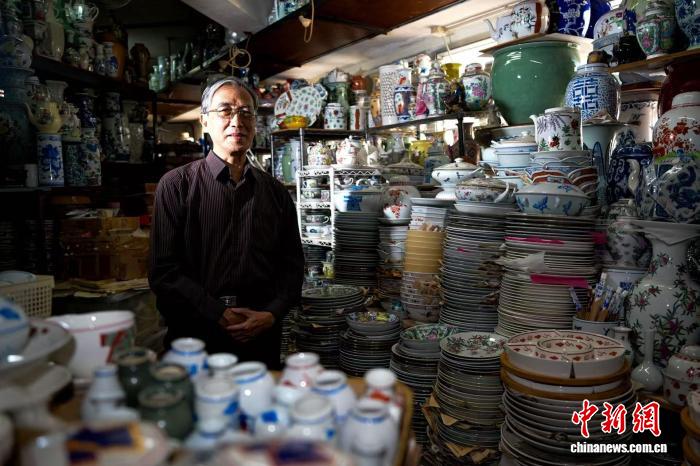 探访香港粤东磁厂：“瓷”心不改，彩润香江 - 图1