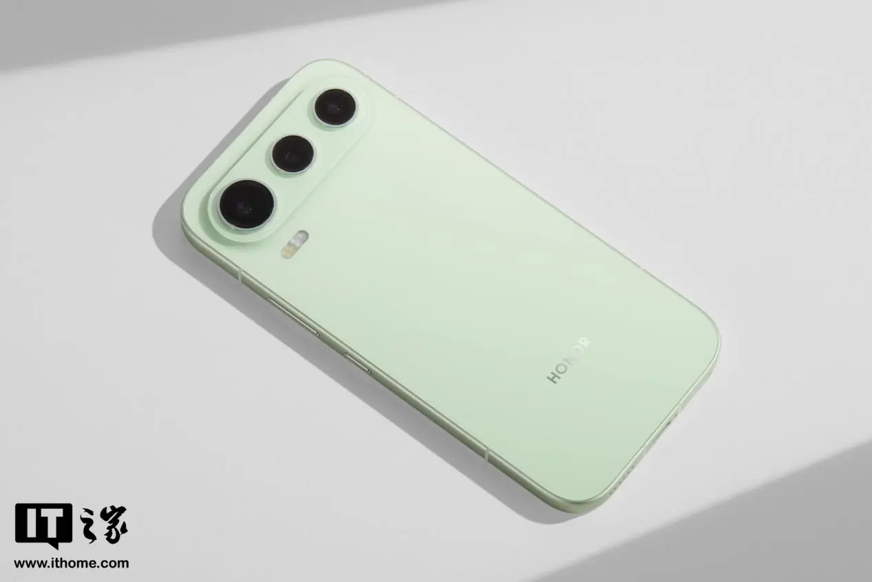 荣耀600 Pro「青苹果」图赏：手握“青苹果”，清爽又治愈 - 图2