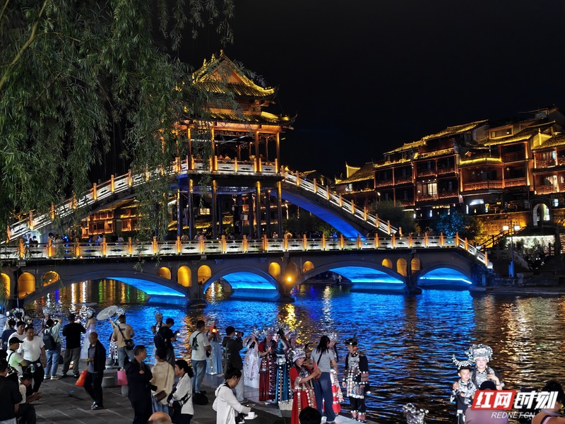 寻美大张家界②丨从古村苗寨到古城，一日穿越湘西千年 - 图6