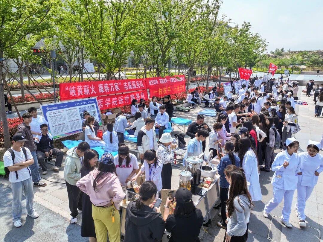 建校仅两年，日照这所高职院校学生已靠“一技”赚得“首金” - 图2