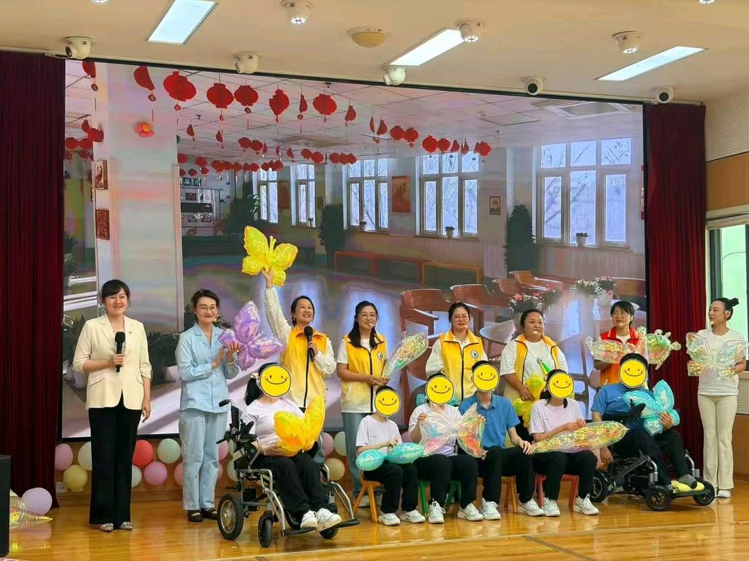 童暖岛城，青岛举办公益汇演 精准守护儿童向阳成长 - 图2