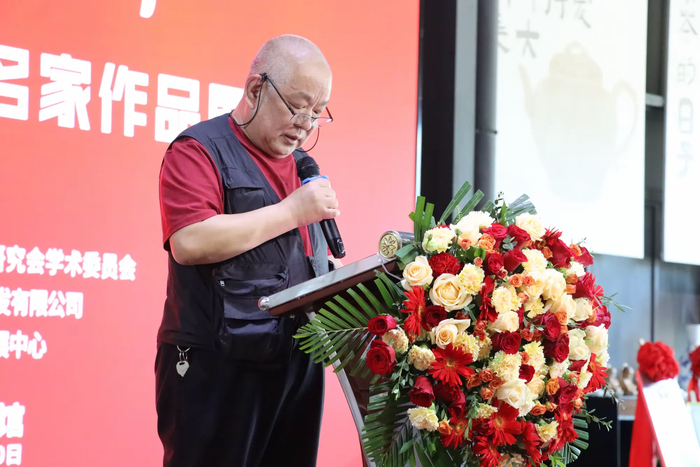 “大艺含章——中国名人名家作品展”在章丘绣惠沃泰龙山瓷文化创意园启幕 - 图5