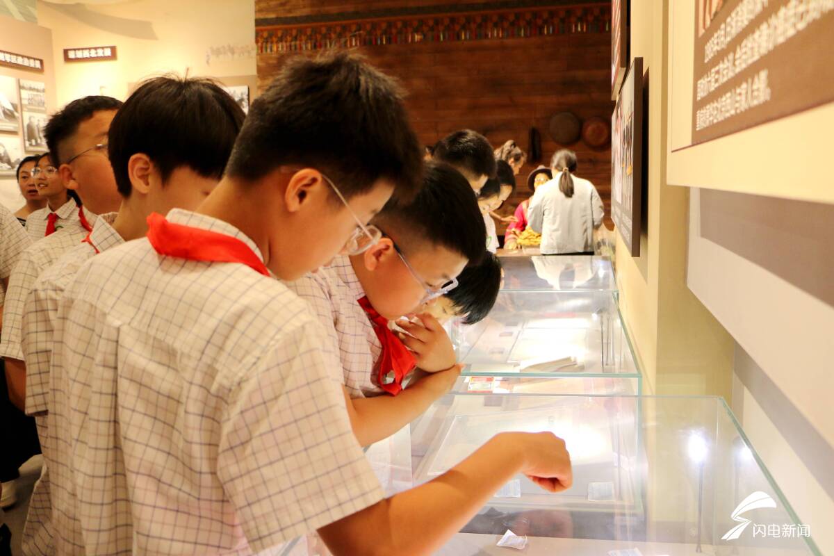 双线研学润童心 乐陵学子沉浸式体验法治与红色成长课堂 - 图19