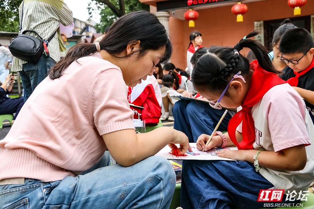 笔墨绘童心，艺起过“六一”！益阳这场写生采风课新意满满 - 图12