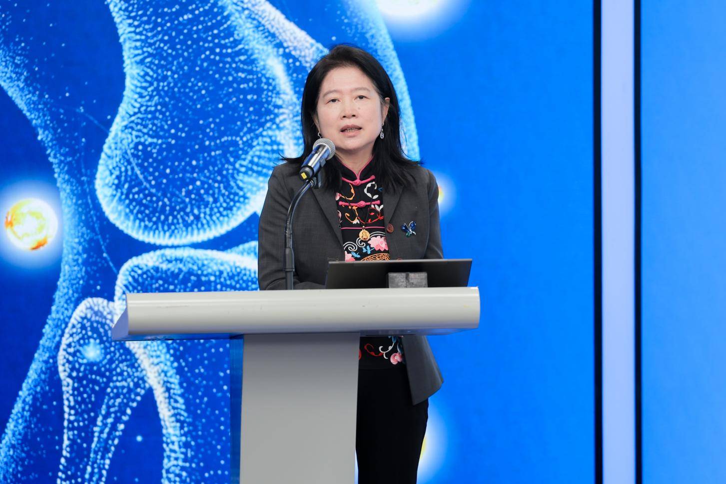 轻运动点亮银发晚年，inne因你大金条骨胶原钙以营养协同提供科学尽孝新方案 - 图2
