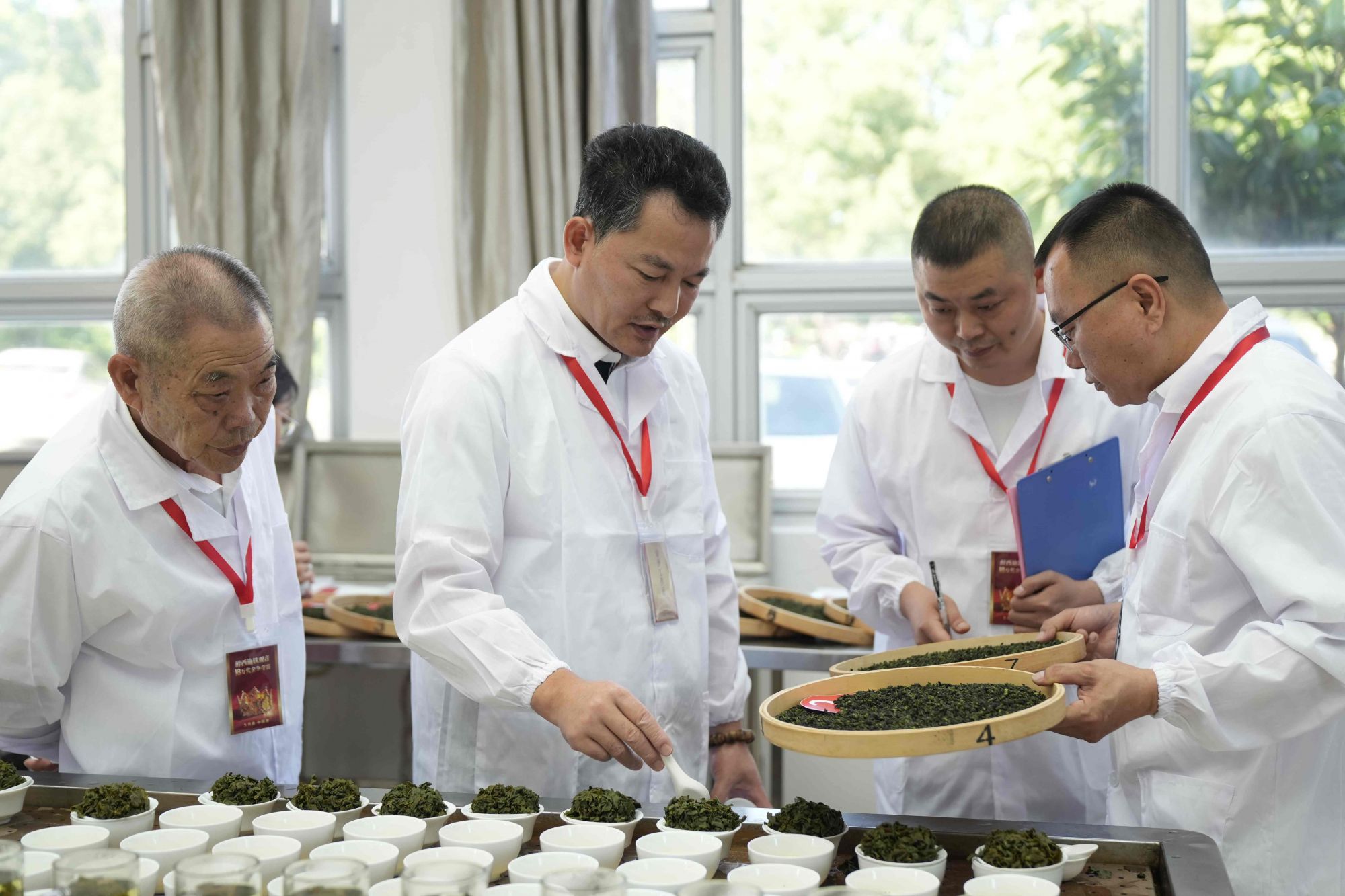 匠心深耕二十四载，日春铁观音品鉴会助力产业升级 - 图1