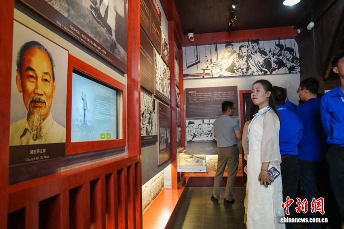 越南青年探访昆明胡志明旧居 见证中越传统友谊 - 图7