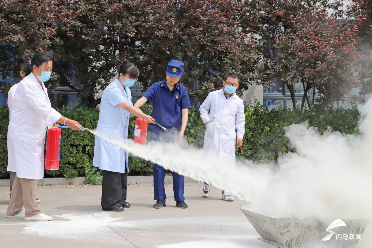 滨州：消防科普进医院 “防火处方”护平安 - 图3