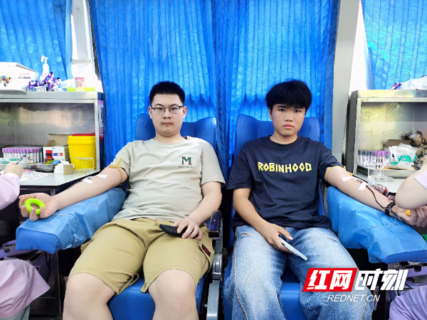 湖南潇湘技师学院开展无偿献血公益活动 - 图4