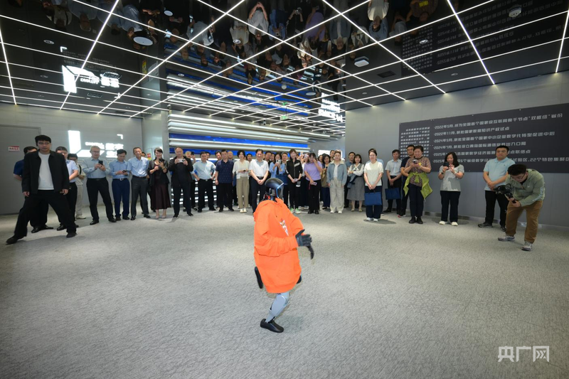 济南市人工智能实训基地正式启航 - 图1