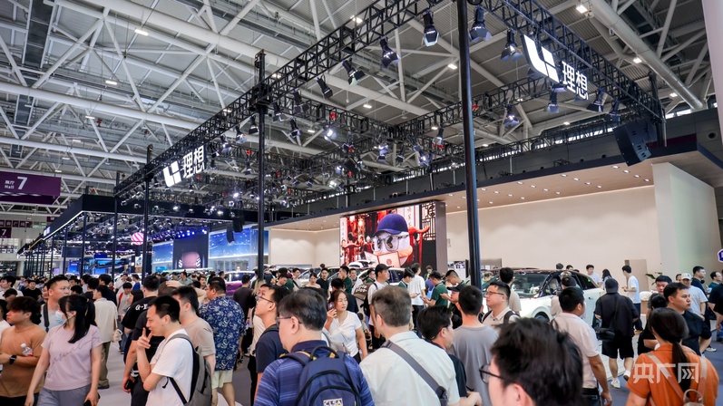 2026大湾区车展：30万平方米擂台上的算力对决与生态暗战 - 图2
