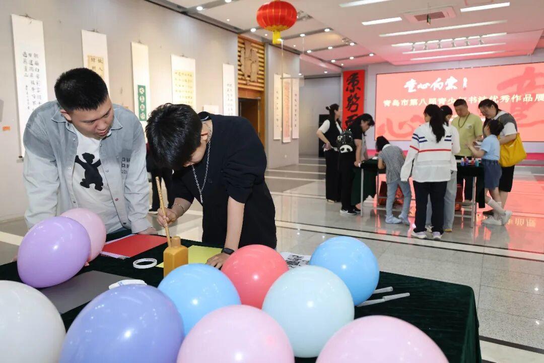 “童心向党”青岛市第八届青少年书法优秀作品展开展 - 图8