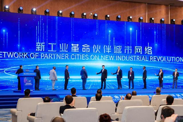 中国引领金砖国家经济合作向“智能制造”转型 - 图2