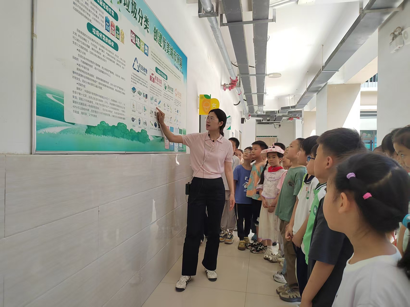管城回族区果园路小学：践行垃圾分类 共建绿色校园 - 图1