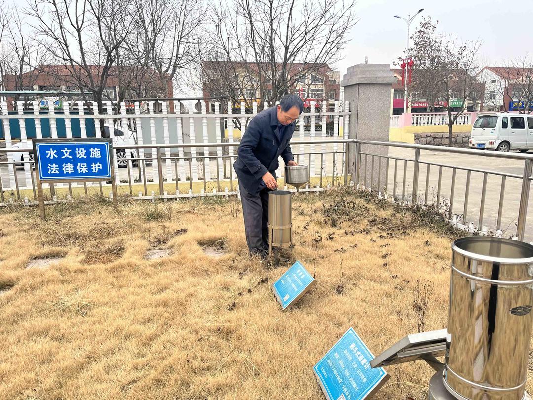 青岛水利人孙丙考38年坚守，病逝前仍心系水利数据与河湖安澜 - 图2