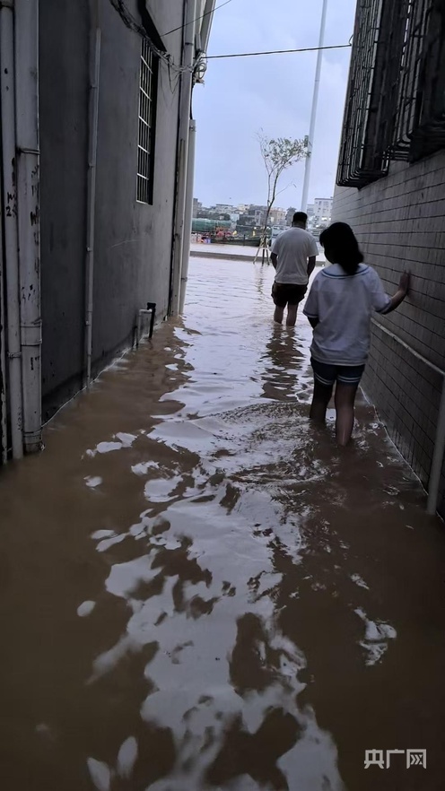 阳江遭遇广东史上最强暴雨袭击 极端雨情下如何实现人员零伤亡？ - 图1