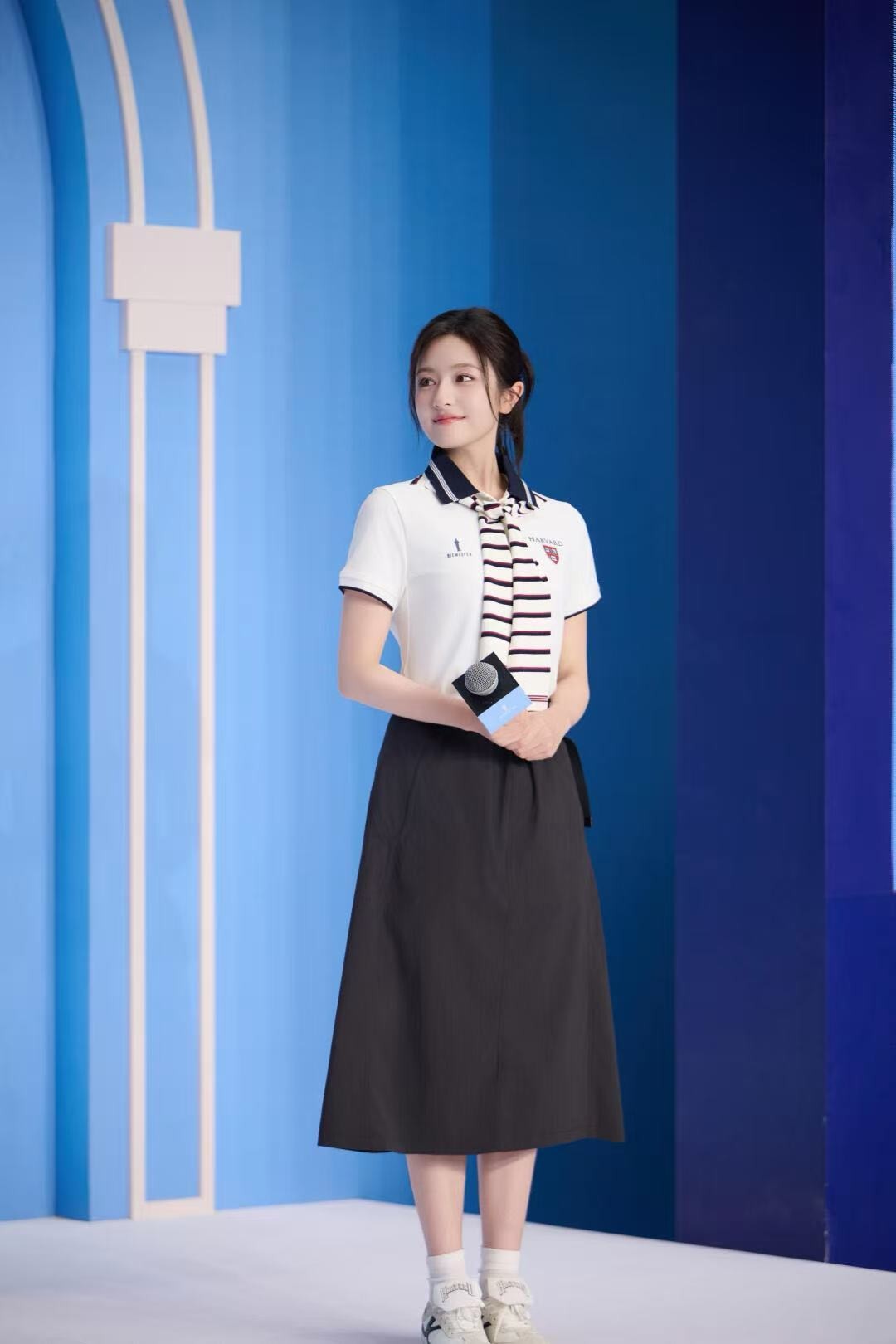 奔赴长安·兰色智域｜5.31李兰迪亮相比音勒芬高尔夫西安万象城，解锁高智感雅致风尚 - 图1