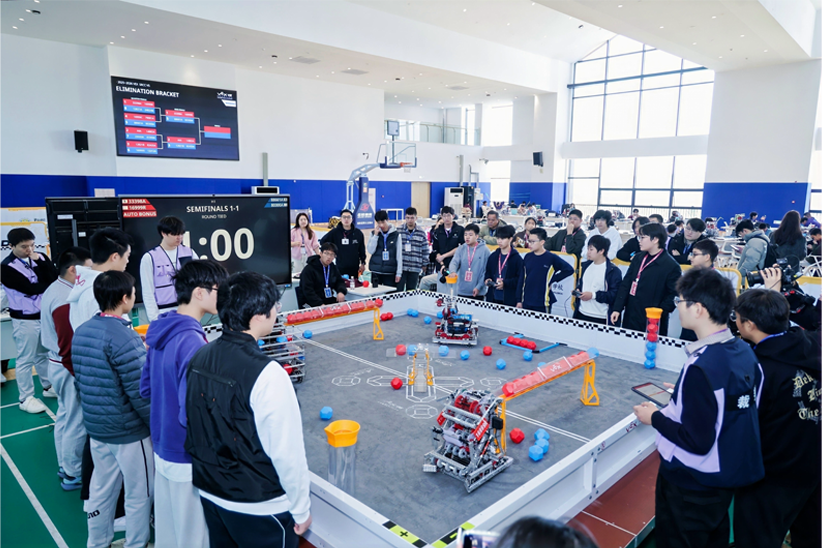 以产业智慧点亮科创星火 吉利汽车集团启动“青少年科创星火计划” - 图2