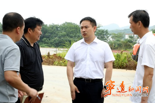 林亮亮督导检查安全风险隐患“大起底、大排查、大整治”工作 - 图1