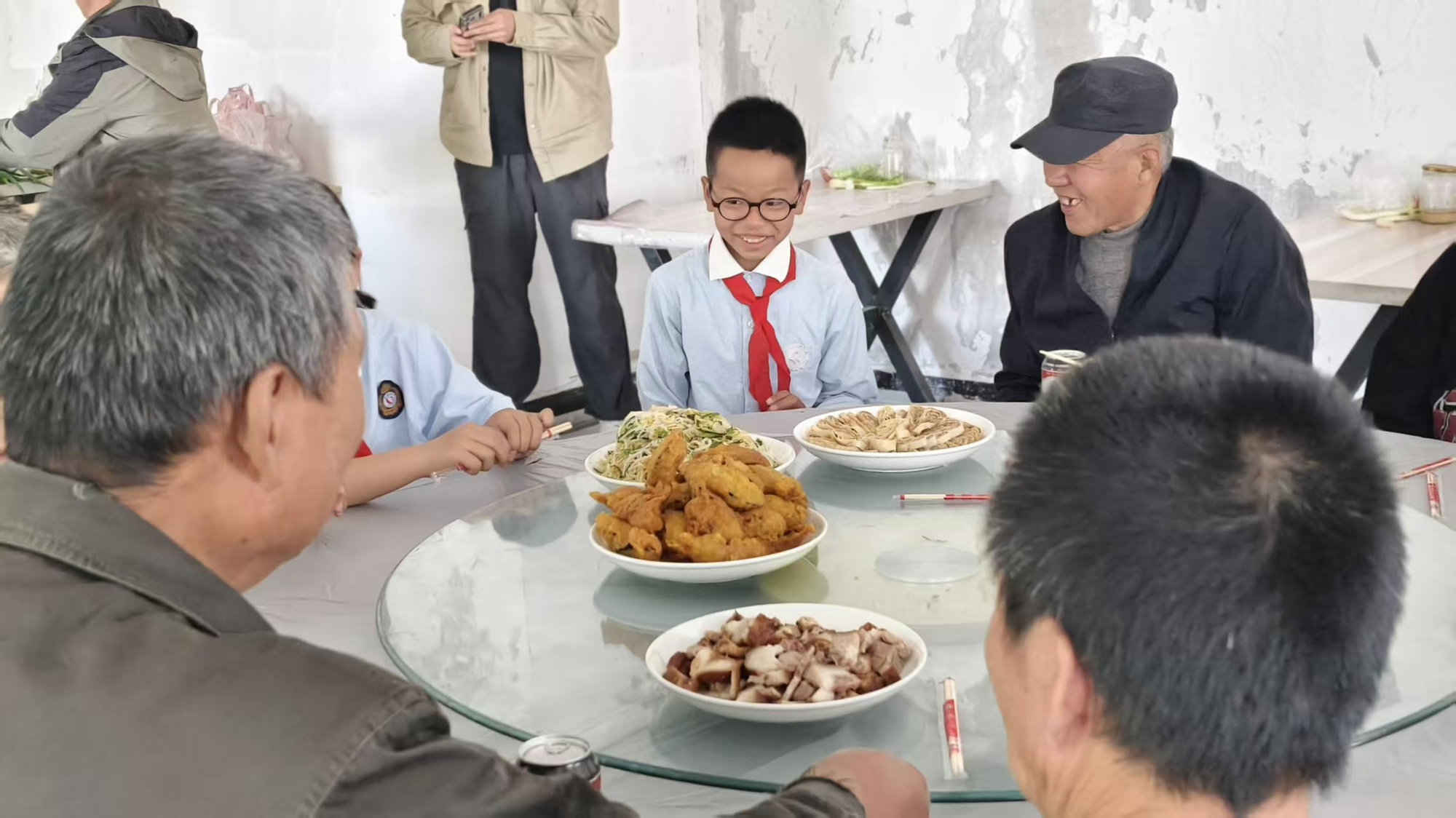 逊克县：童心伴夕阳 研学践初心 - 图4