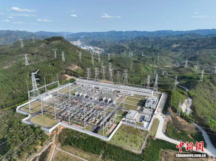 广西百色500千伏蓝田站配套线路工程投产 赋能百业千家 - 图1
