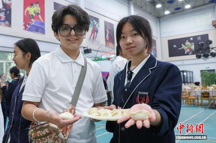 美国青少年赴青海西宁校园开展研学联谊活动 - 图9