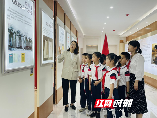 社区书记上链接｜船到“桥头”别样红 - 图3
