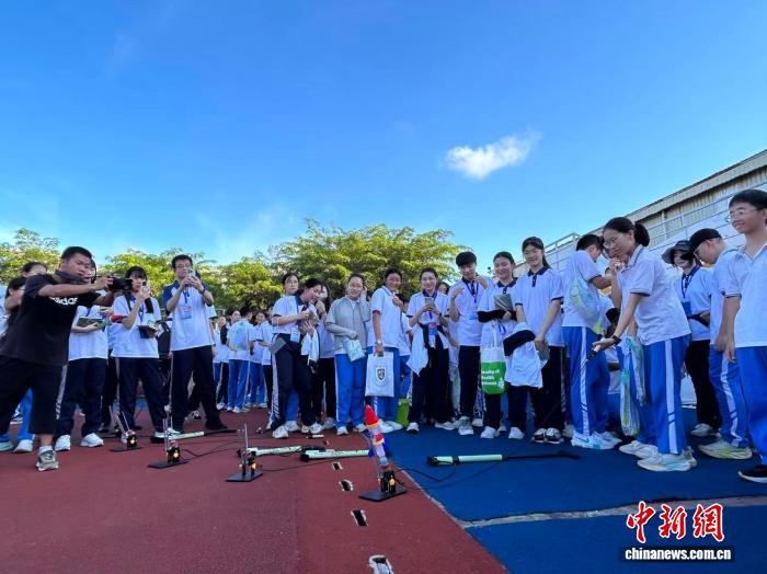 “青山一道同云雨”：澳门学子文昌参访收获友谊与梦想 - 图1
