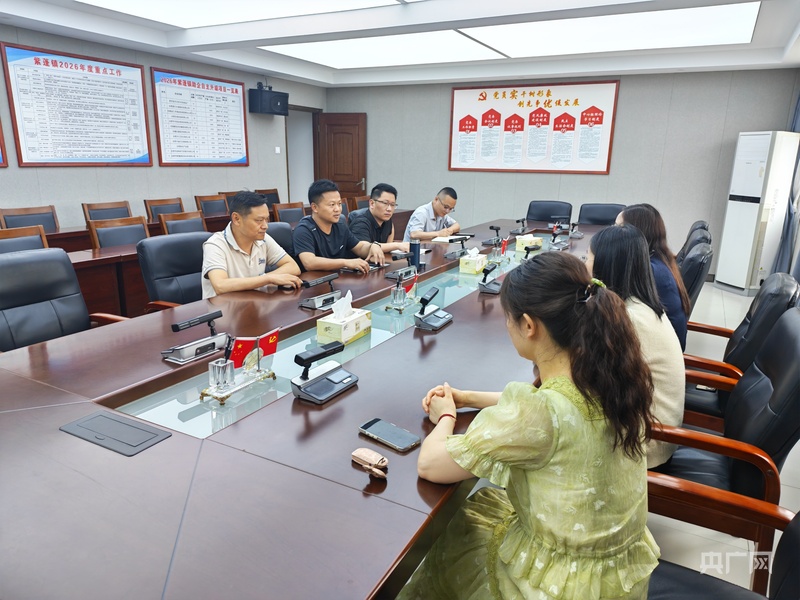 双向奔赴 聚力共赢 紫蓬镇校地合作奏响产教融合“协奏曲” - 图3